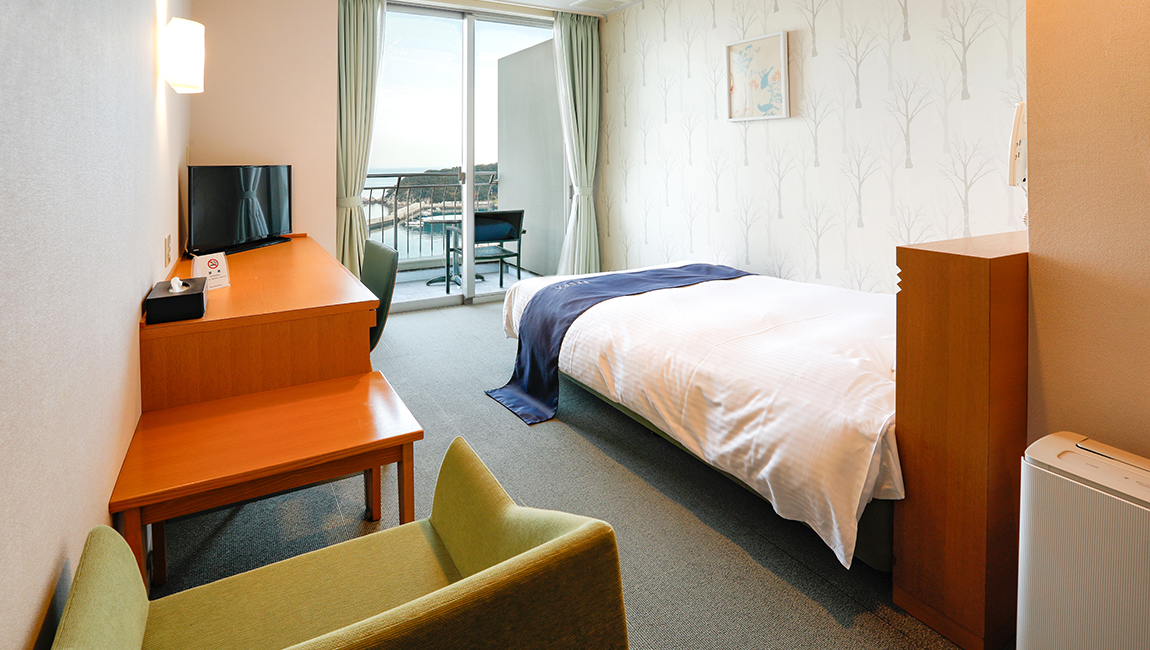 セミダブル＋バルコニー付きスタンダード